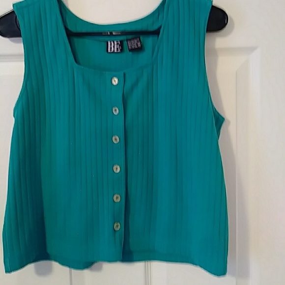 Top - Picture 3 of 3